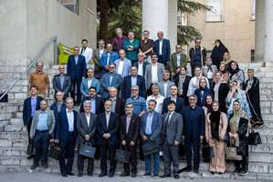  گردهمایی صمیمی دانش‌آموختگان ورودی ۶۶ دانشکده داروسازی دانشگاه علوم پزشکی تهران پس از ۳۸ سال