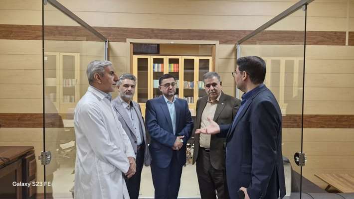 گامی نو در داروسازی نوین کشور؛ افتتاح مرکز نوآوری دانشکده داروسازی با حضور رئیس دانشگاه علوم پزشکی تهران