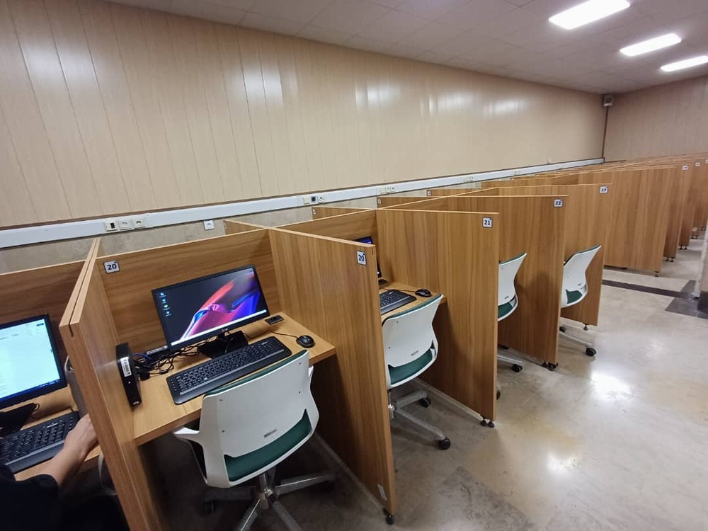 بهره‌برداری از سایت کامپیوتر نوسازی‌شده دانشکده داروسازی؛ حرکت در مسیر ارتقاء آموزش و پژوهش